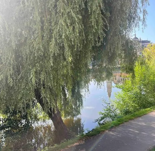 Balcon Sur La Riviere