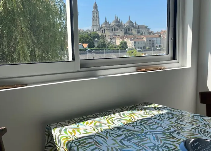 Balcon Sur La Riviere * Périgueux