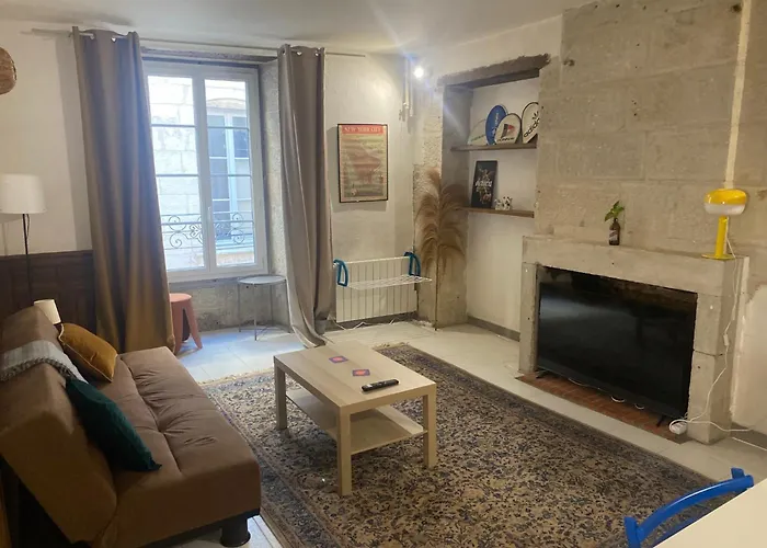 Lägenhet Balcon Sur La Riviere